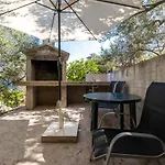 Olive's Garden House Vela Luka