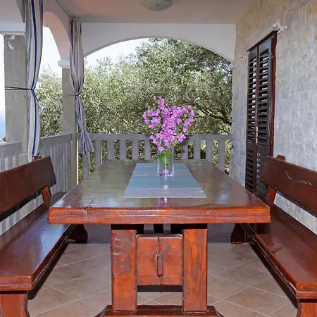 Olive's Garden House Vela Luka