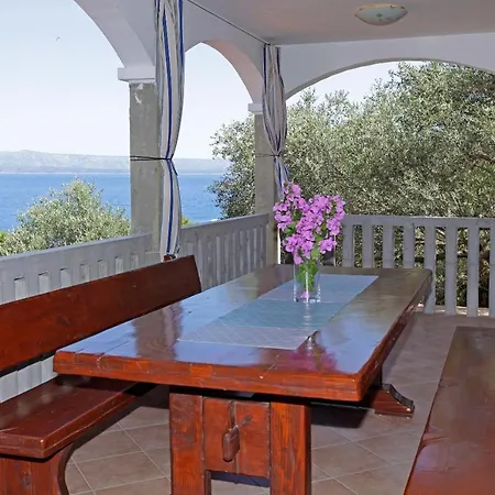Feriehus Olive's Garden House *