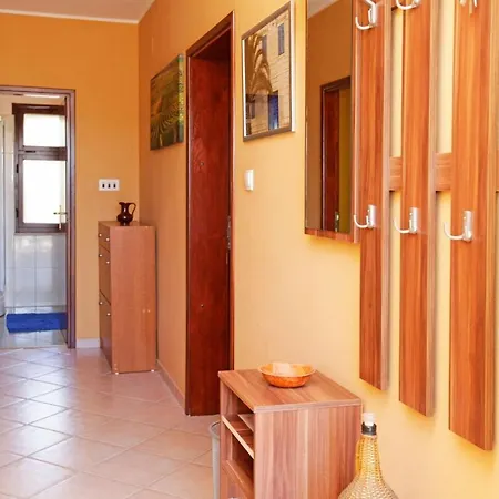 Olive's Garden House *