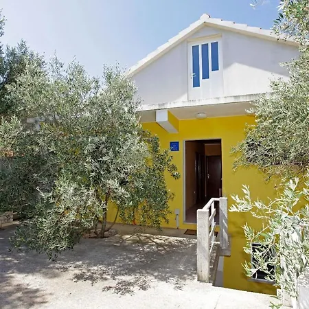 Olive's Garden House Feriehus Vela Luka