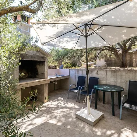 Feriehus Olive's Garden House Vela Luka